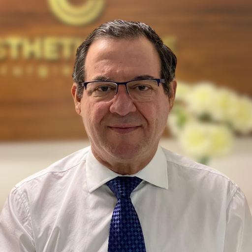Dr. Jorge Menezes